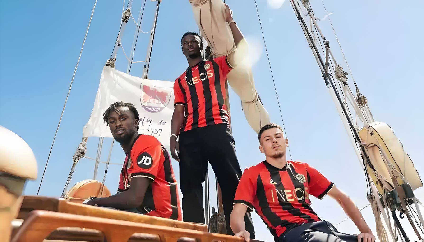 关于纽卡斯尔训练开放日,今夜防线松动引欢呼,葡超在即,阵容厚度经受考验的信息 关于纽卡斯尔训练开放日,今夜防线松动引欢呼,葡超在即,阵容厚度经受考验的信息