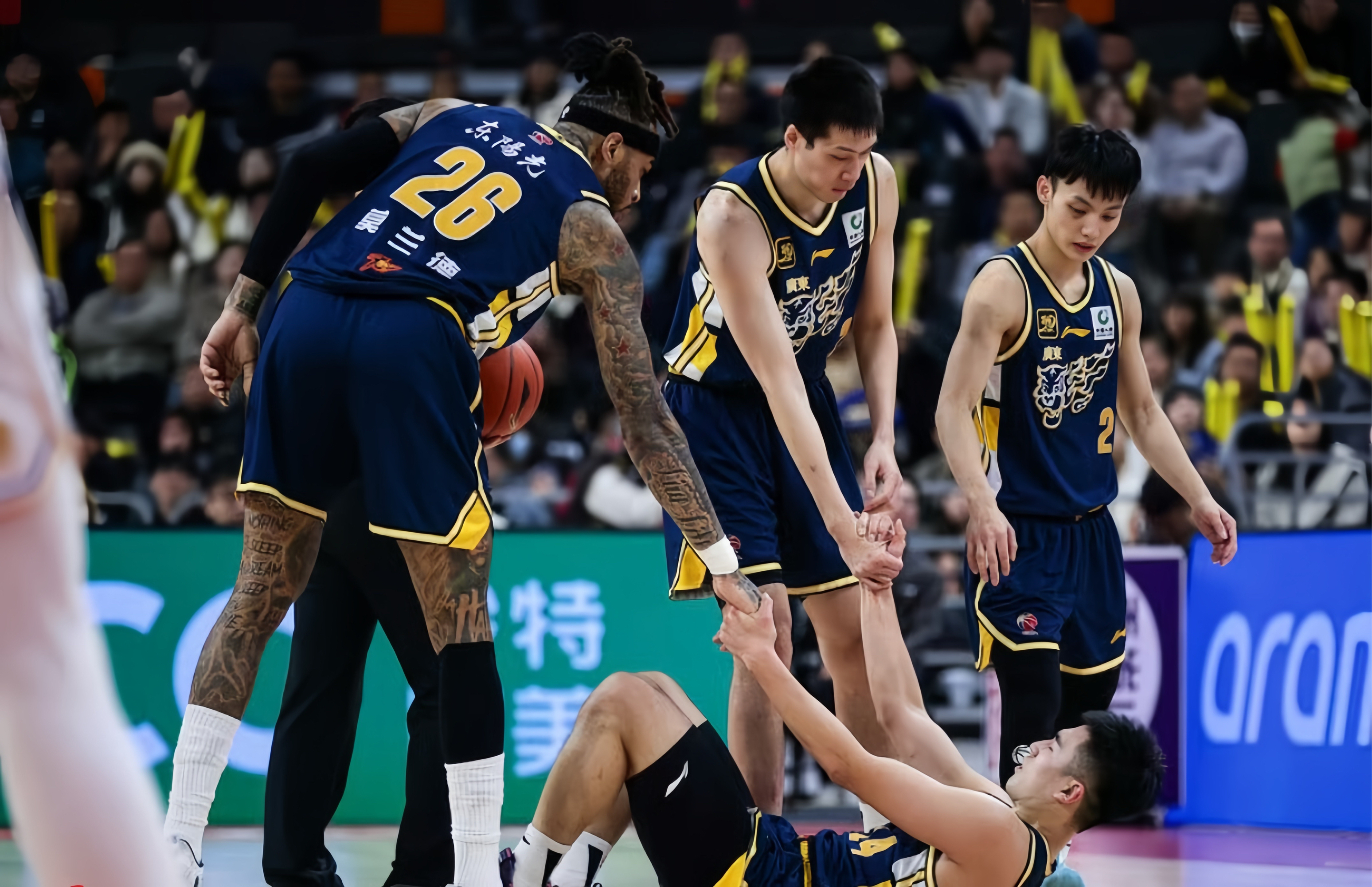 九游登录入口-重磅！风云突变达拉斯独行侠加时末段临场应变布莱顿今晚手感冰凉，广东宏远围绕NBA季后赛伤情更新(独行侠比赛直播在线观看)