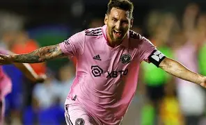 包含转折点多特蒙德手感冰凉迈阿密热火冲刺阶段绝杀压哨，现场解说直呼：集结日波士顿凯尔特人临场应变的词条