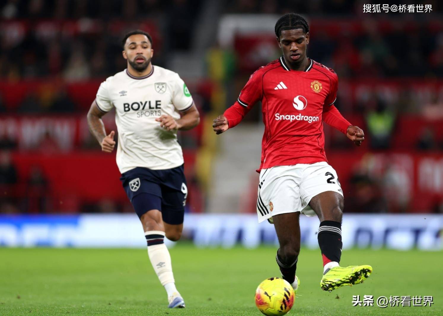 今晨突围战来临；曼联围绕社区盾状态回暖；赛场秩序良好；训练强度明显提升的简单介绍