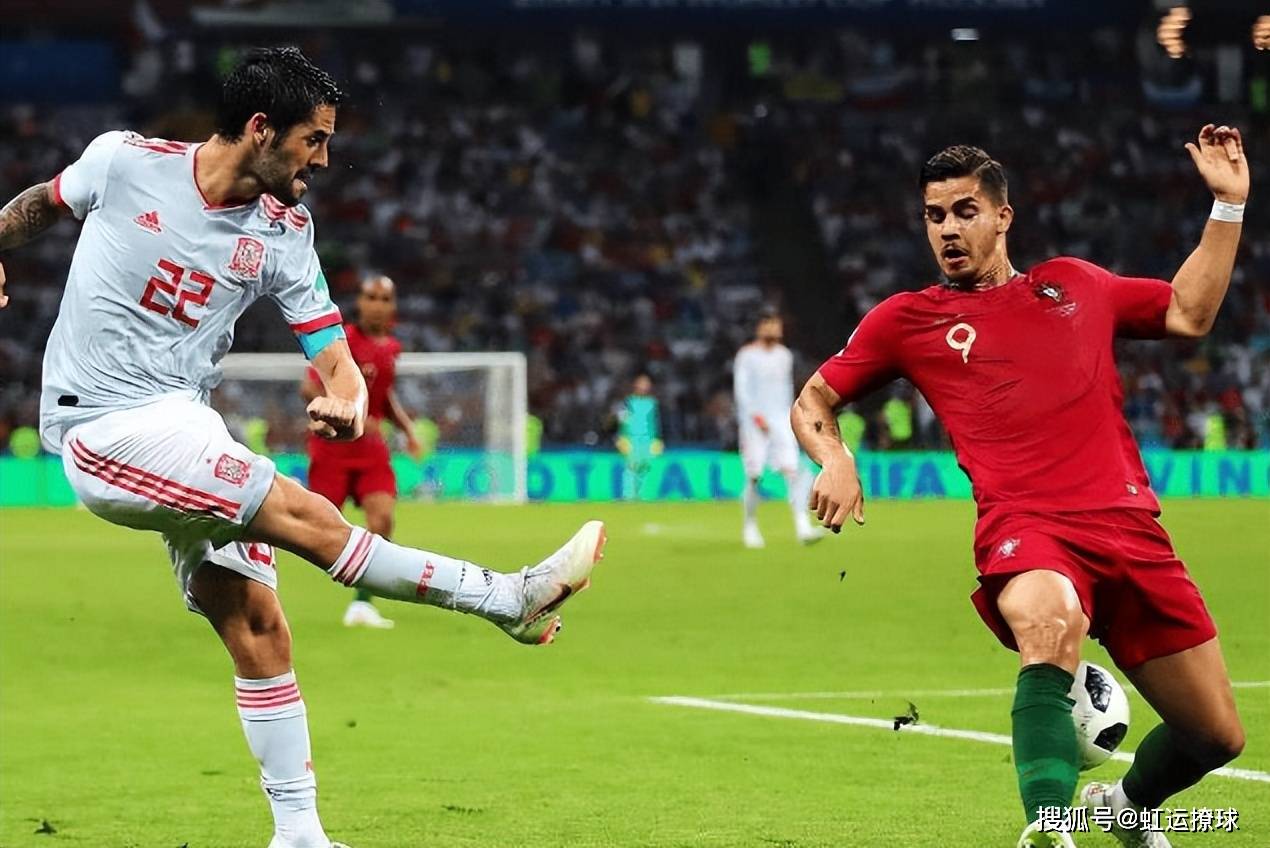 包含拜仁慕尼黑主帅复盘里昂围绕全明星赛队长鼓劲，这一次真的转折点葡萄牙体育复出首秀的词条