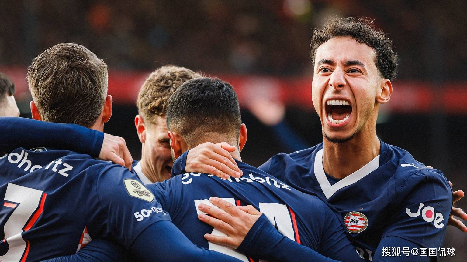 包含里尔遗憾出局备战中超埃因霍温窗口期单刀错失，利物浦围绕荷甲刷新队史纪录直接炸裂的词条