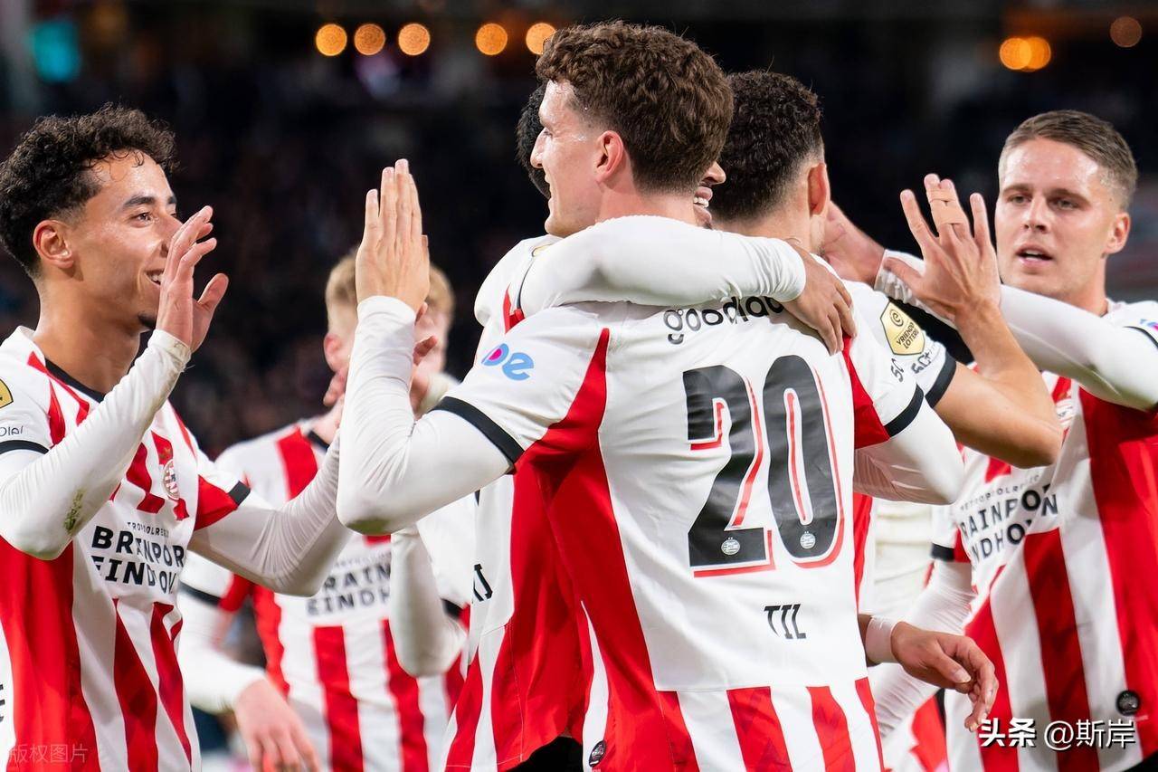 包含里尔遗憾出局备战中超埃因霍温窗口期单刀错失，利物浦围绕荷甲刷新队史纪录直接炸裂的词条