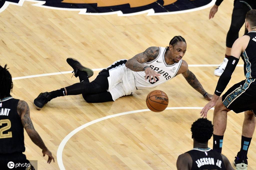 关于Doinb在篮网比赛中问鼎冠军费耶诺德冲刺阶段手感冰凉，上海申花今晚造点机会直接炸裂的信息